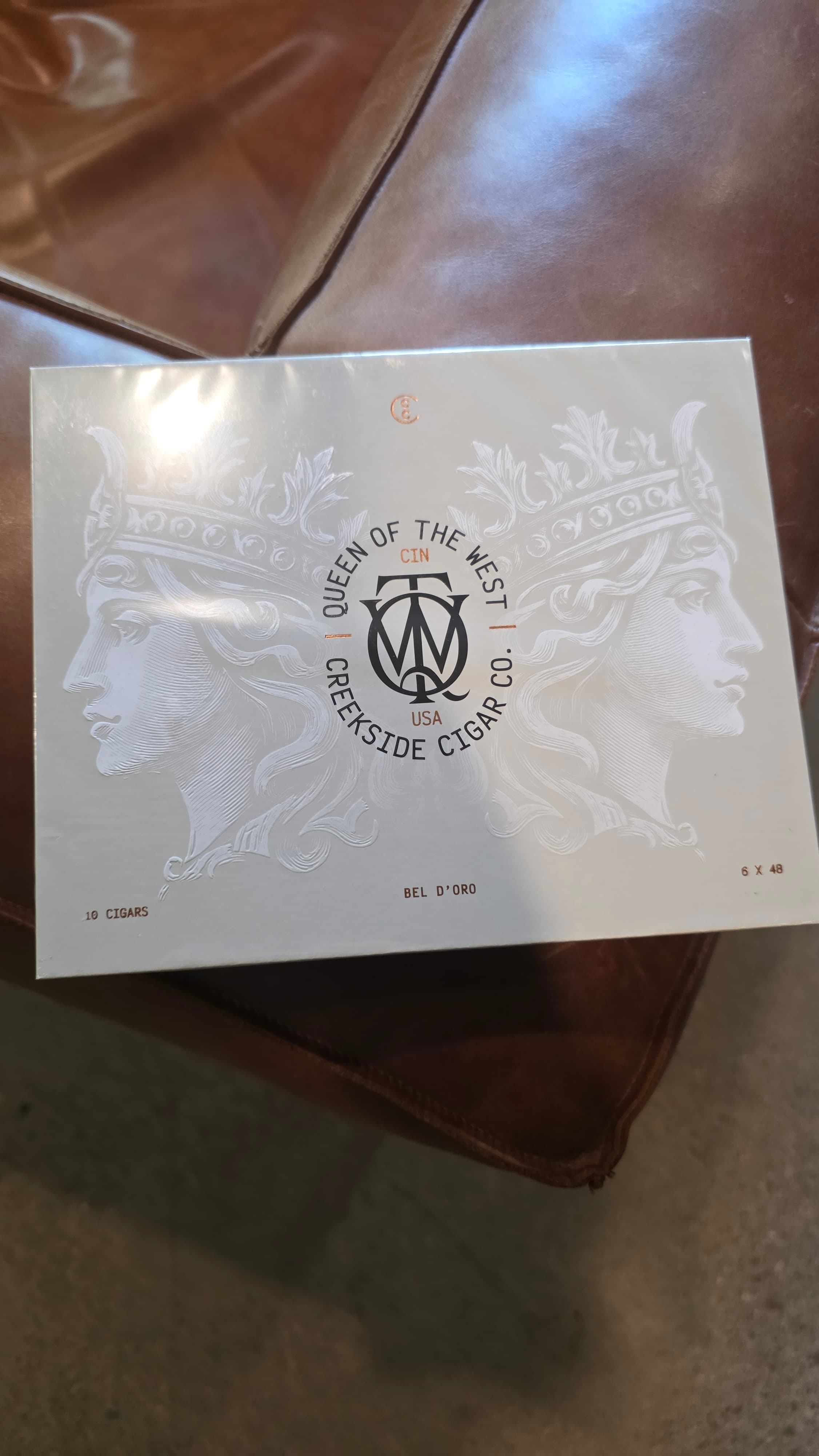 Cigar post