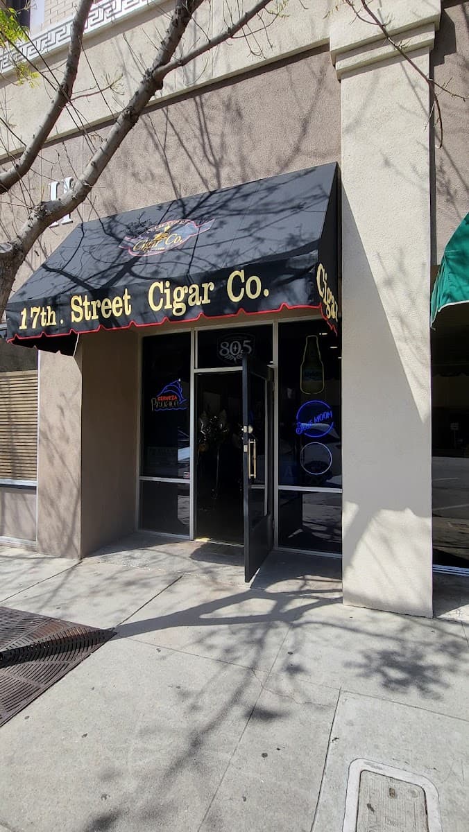 17th Street Cigar Bar