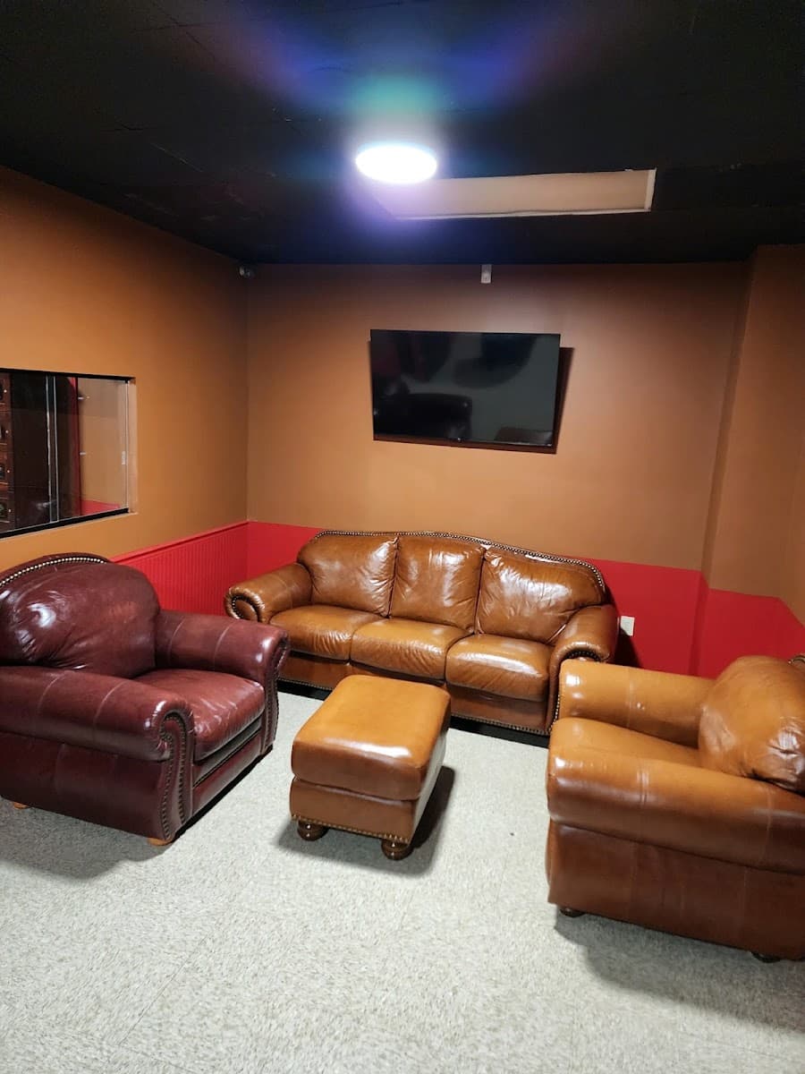 8's Cigar Lounge