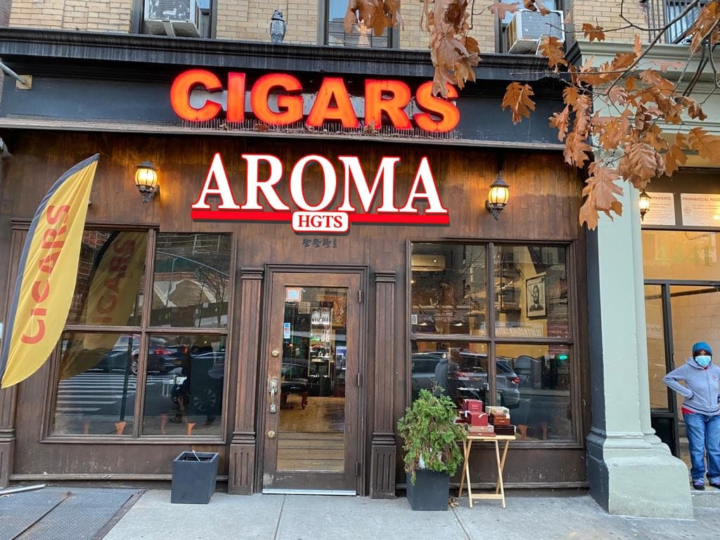 Amadiz Cigars in The Heights