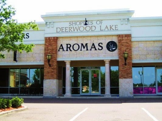 Aromas Cigar Bar And Lounge
