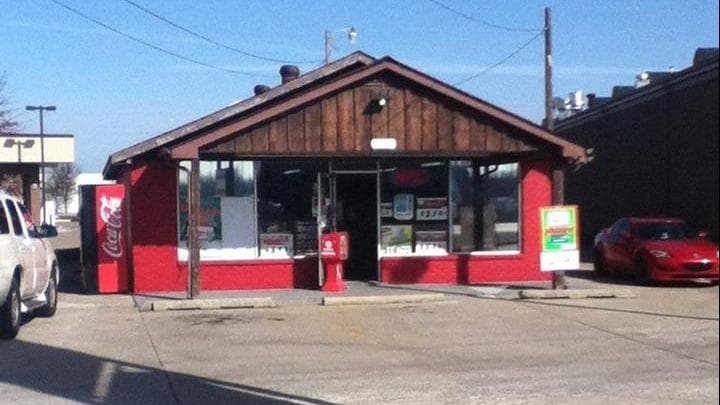 Brentley's Fine Cigars & Tobacco Barn