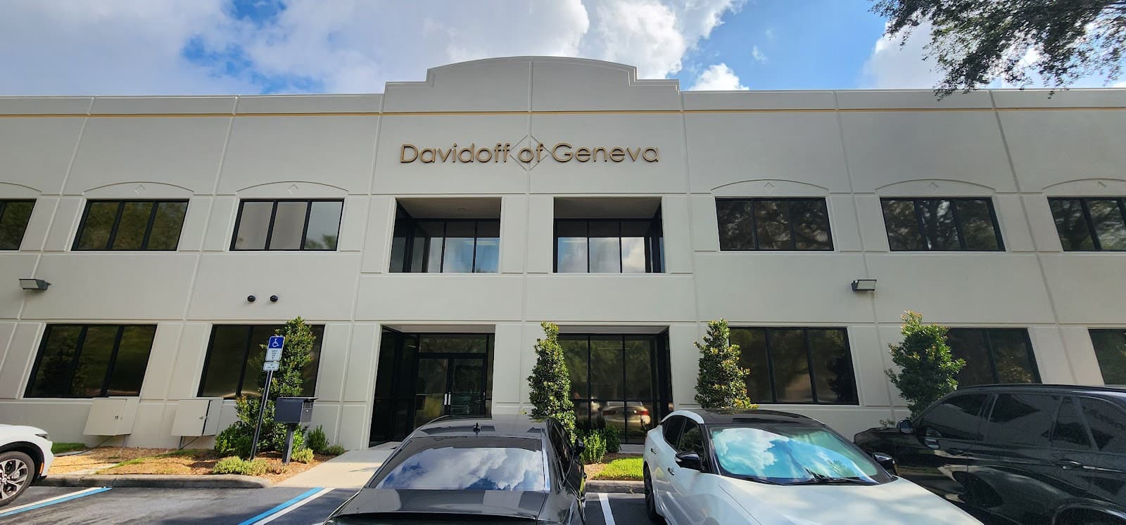 Davidoff of Geneva Since 1911 - Pinellas Park (HQ)