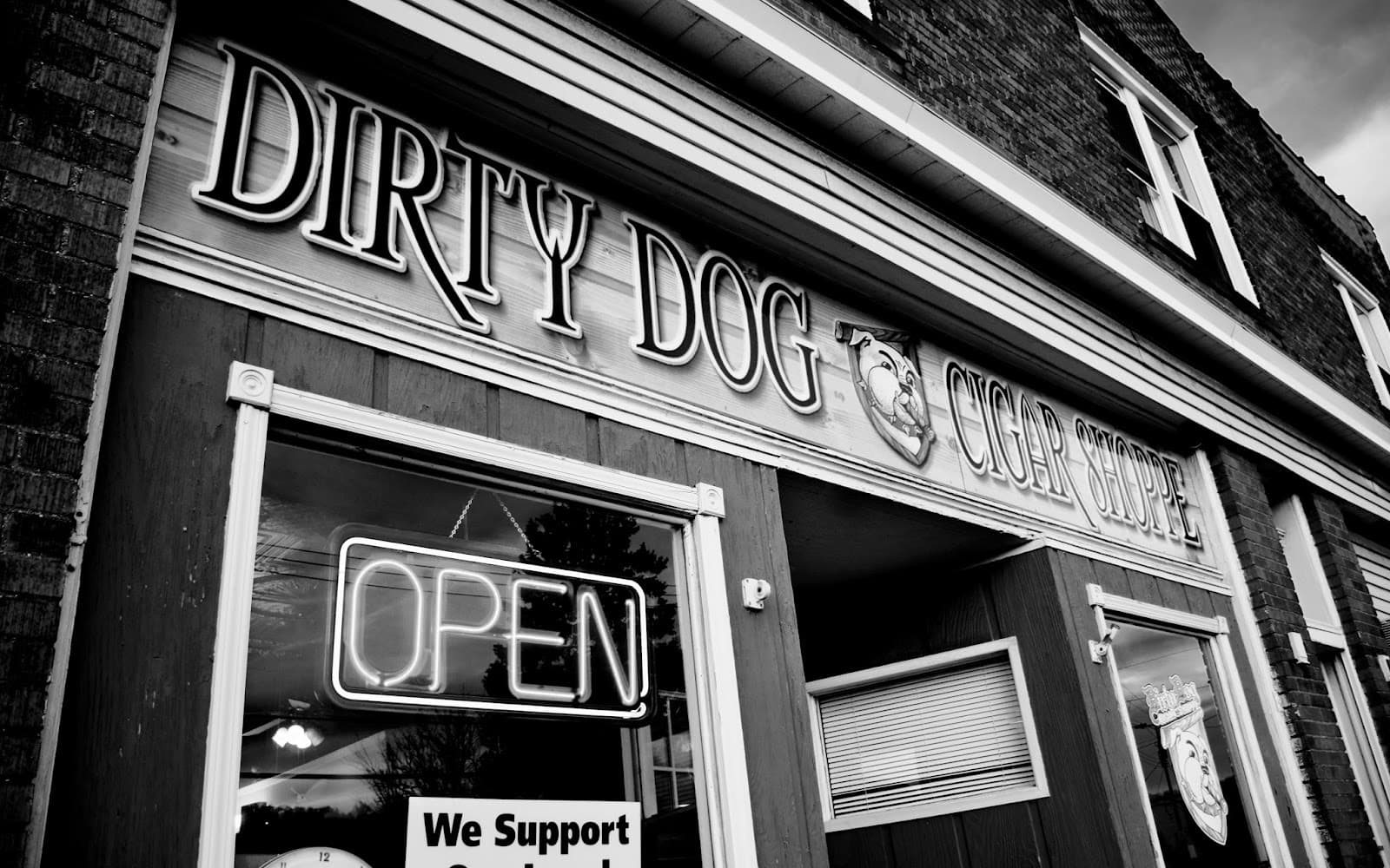Dirty Dog Cigar Shoppe