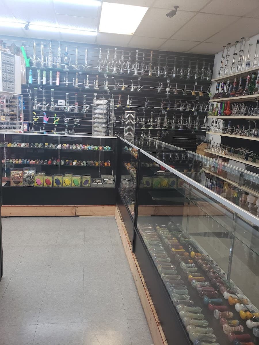 Discount Cigarette & Cigar Store