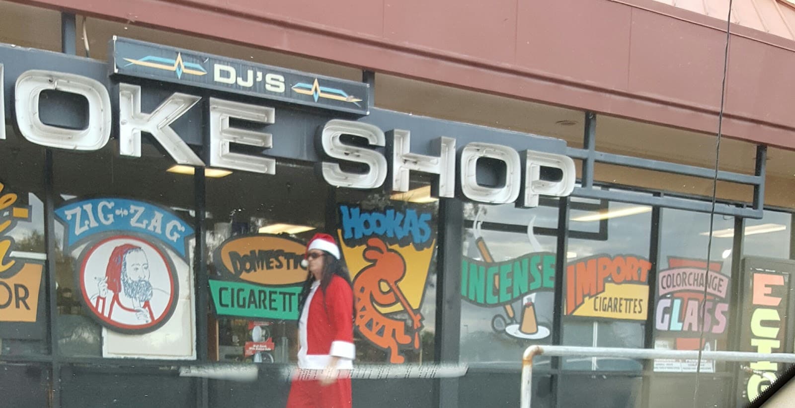 DJ's Smoke Shop (HQ)