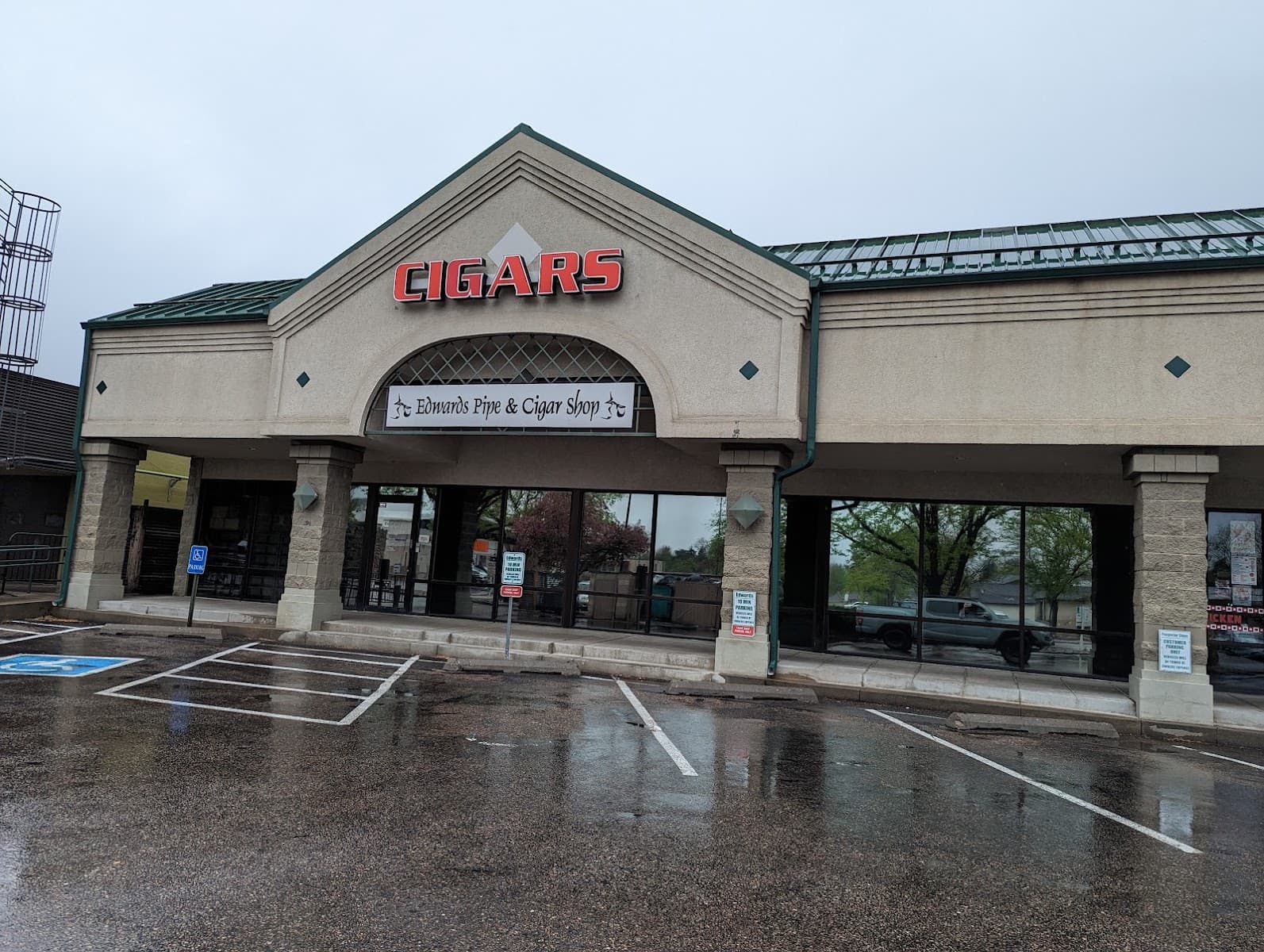 Edwards Pipe & Cigar Shop