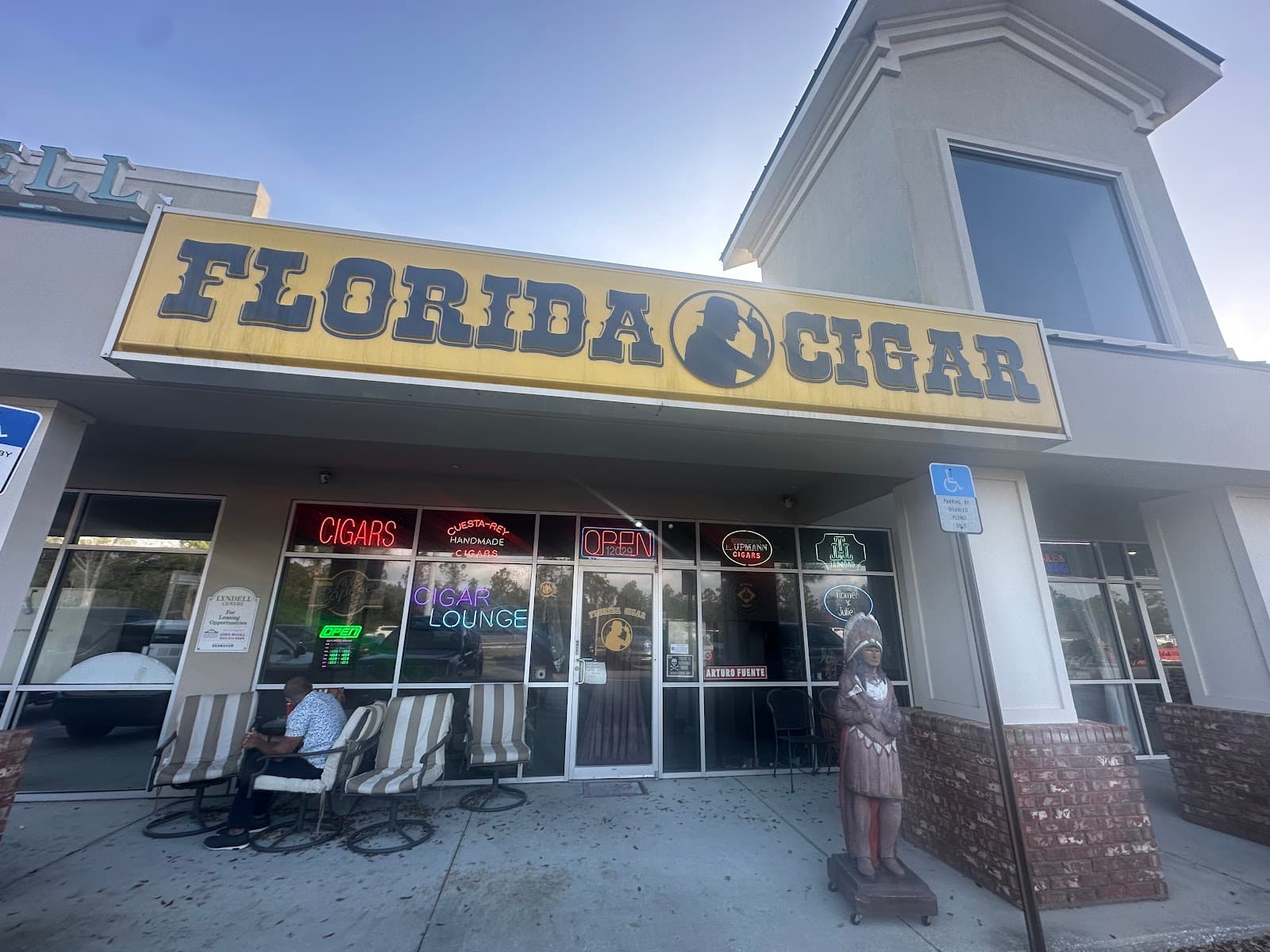 Fla Cigar & Tobacco