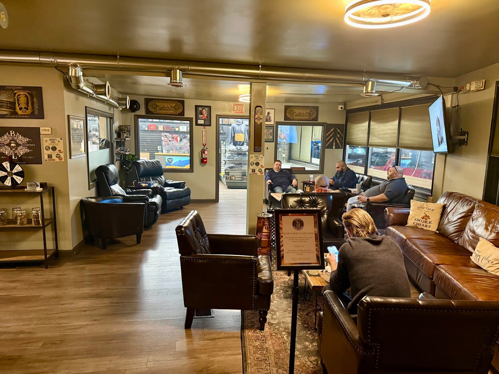 Grumpy's Cigar Lounge