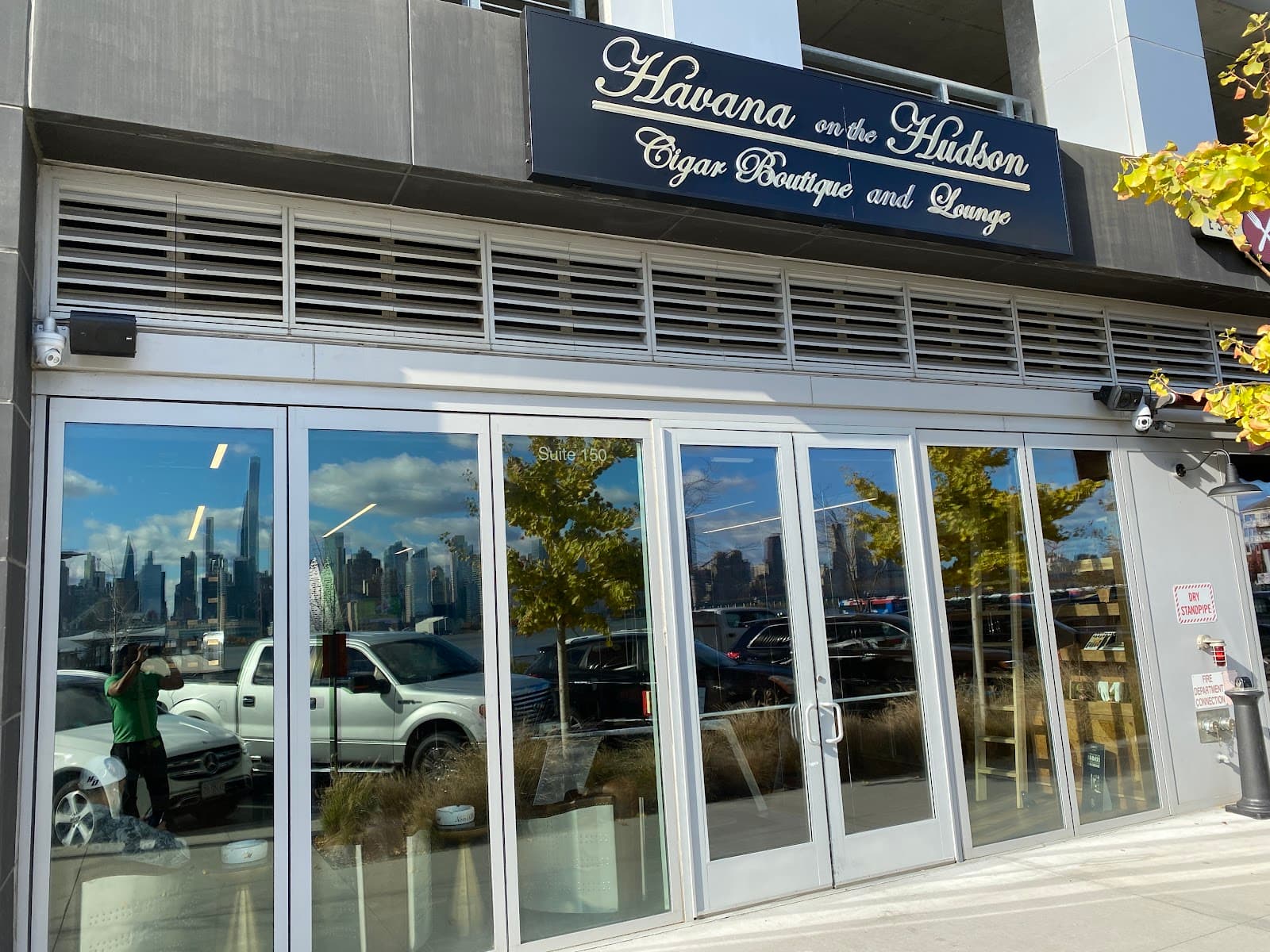 Havana On the Hudson Cigars & Boutique Lounge