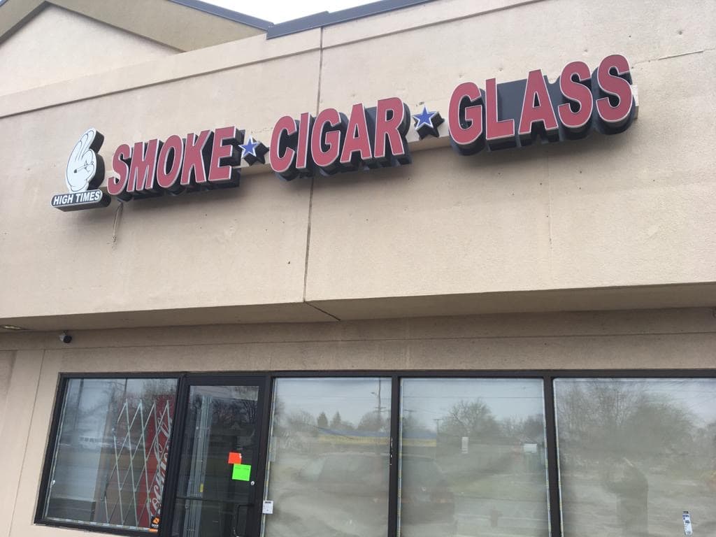 High Times Smoke-Cigar-Glass