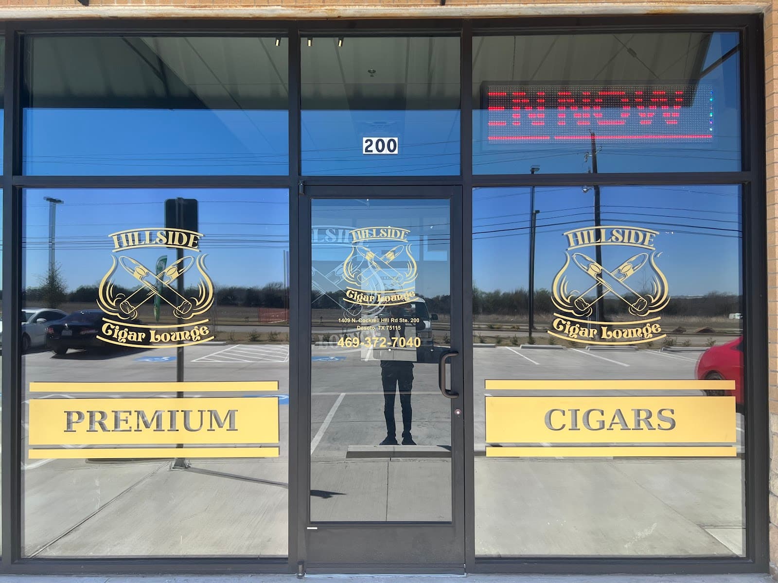 HIllside Cigar Lounge