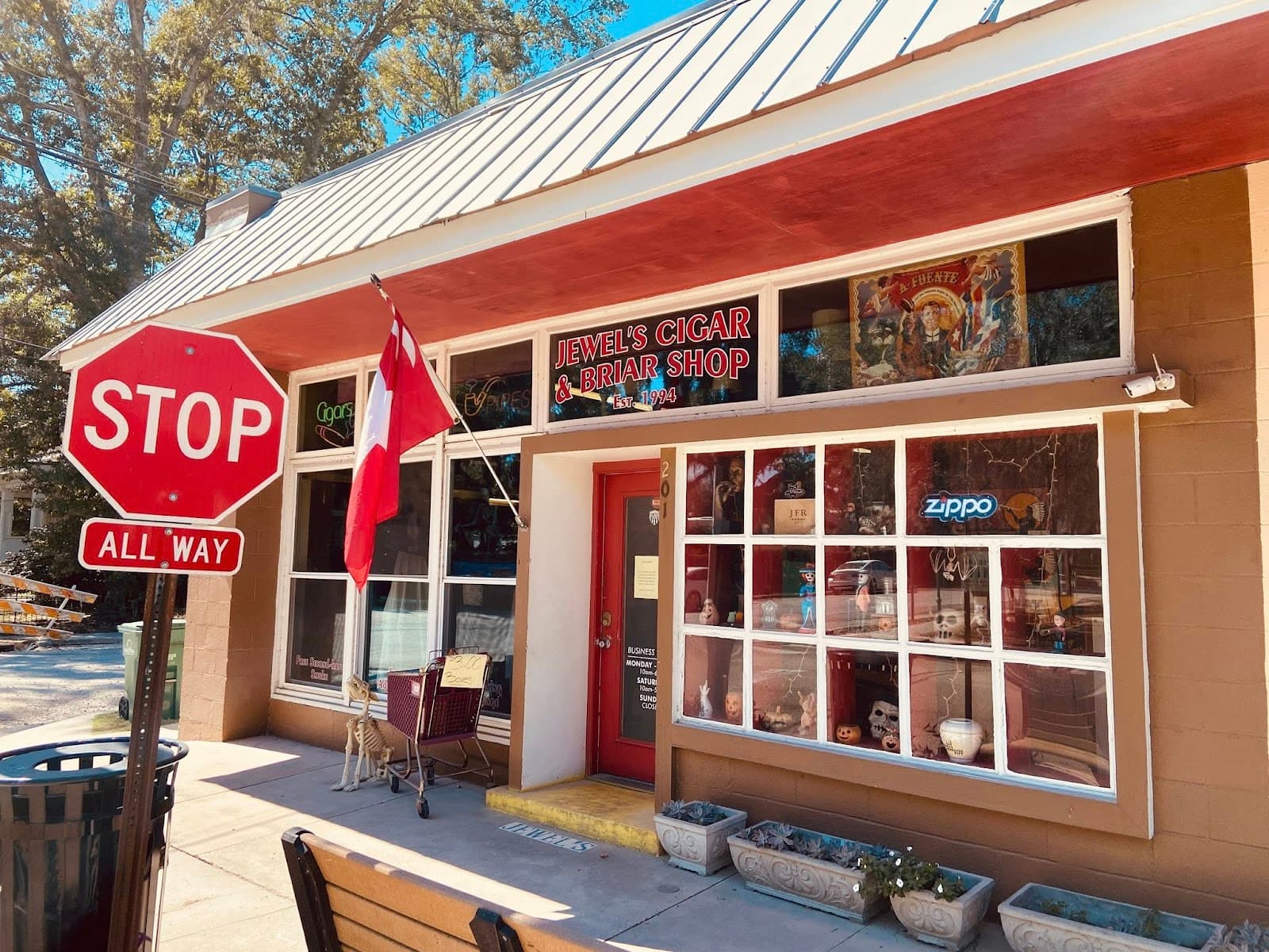 Jewel's Cigar & Briar Shop