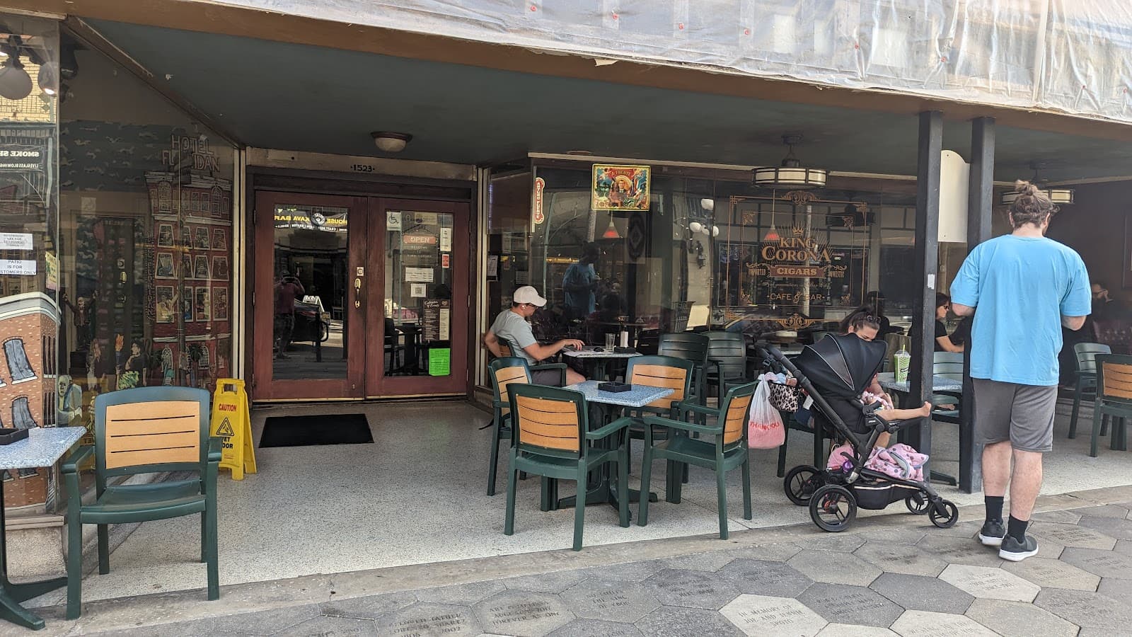 King Corona Cigars Cafe & Bar