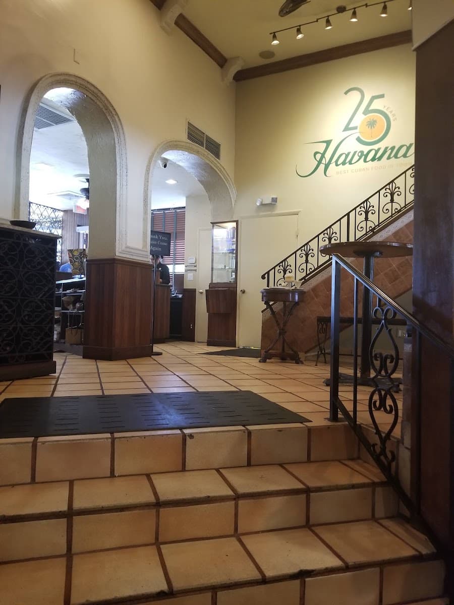Leyenda Cubana Cigar Shop and Lounge