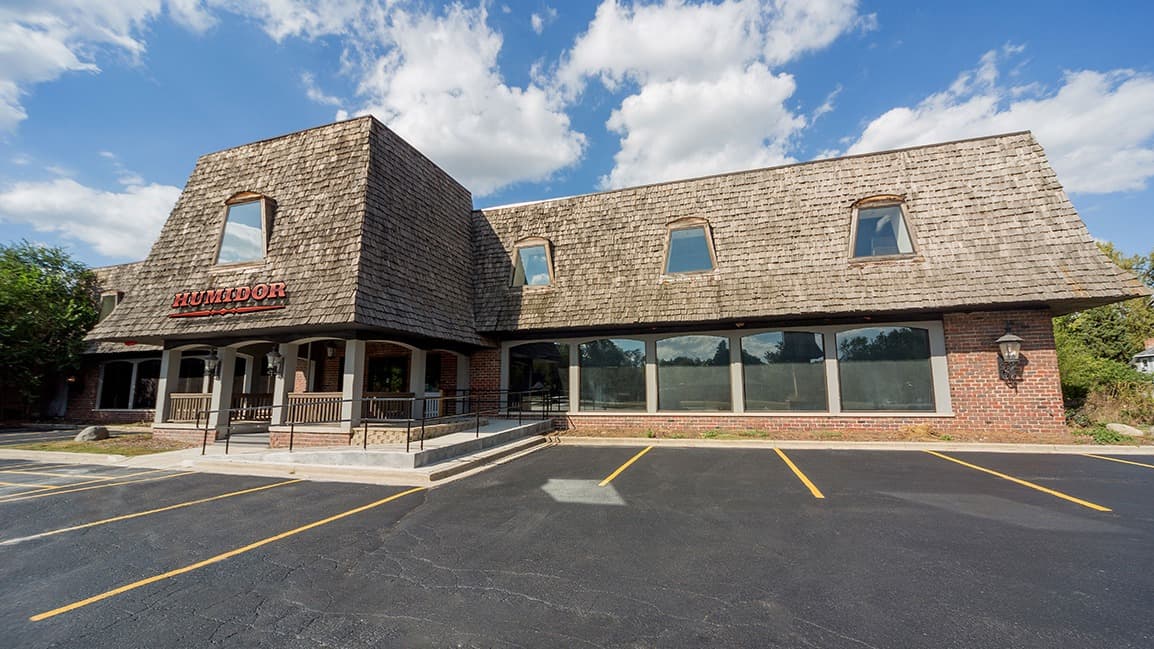 Lisle Cigar & Gift Shop