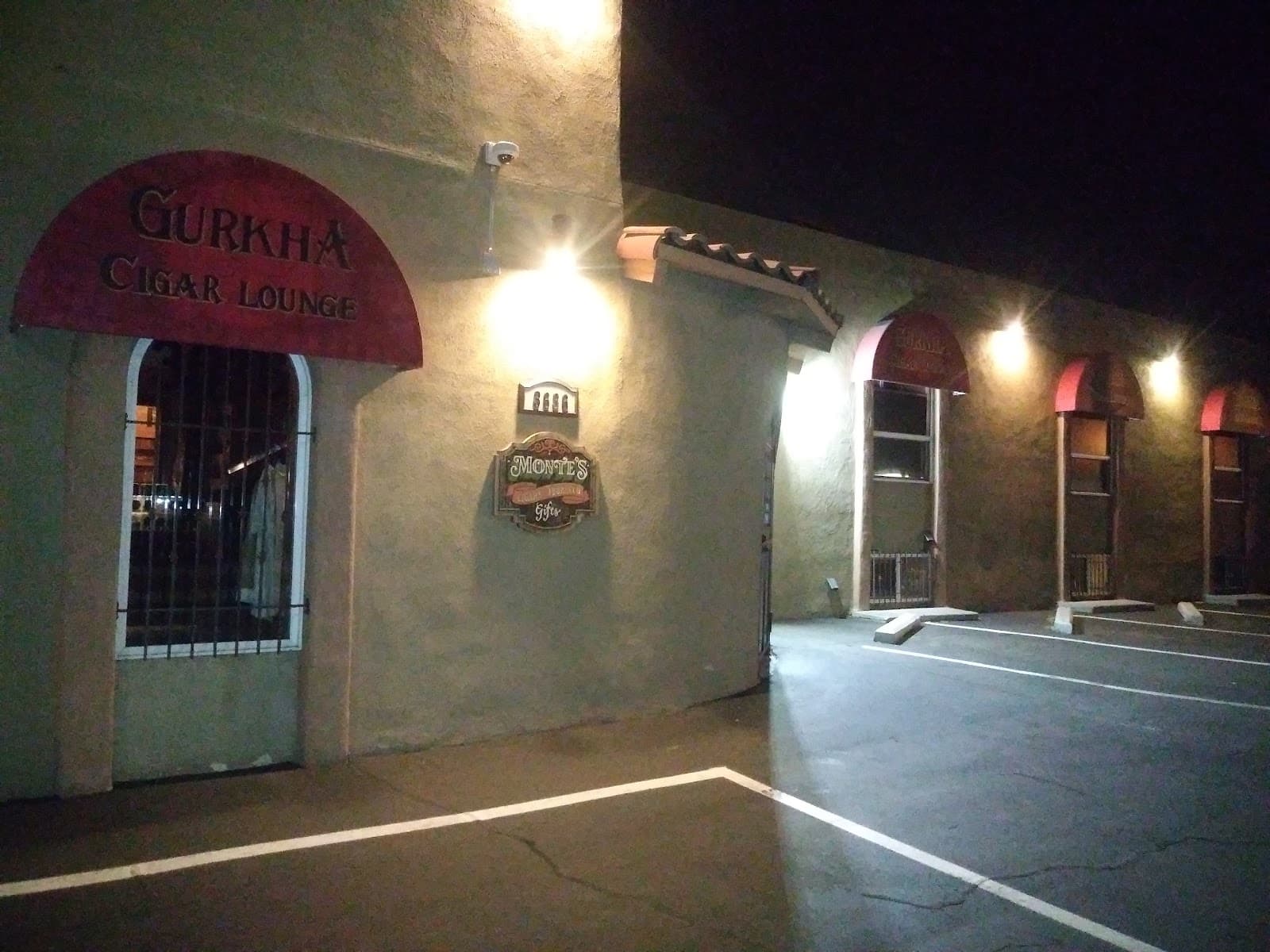 Monte's Cigar Shop