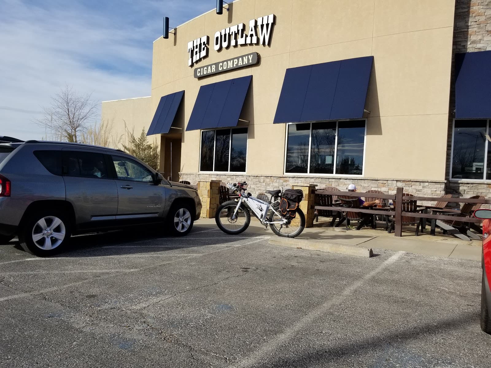 Outlaw Cigar Shop