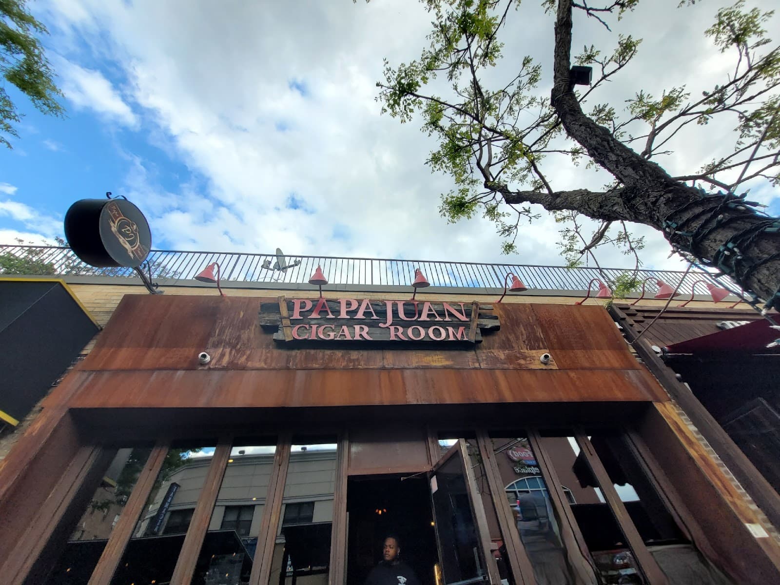 Papa Juan Cigar Room