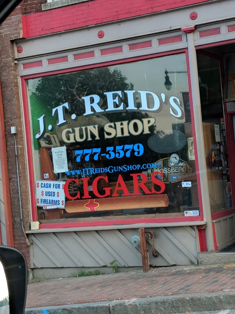 Reid's Guns & Cigars