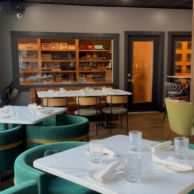 Rumba - Rum & Cigar Lounge