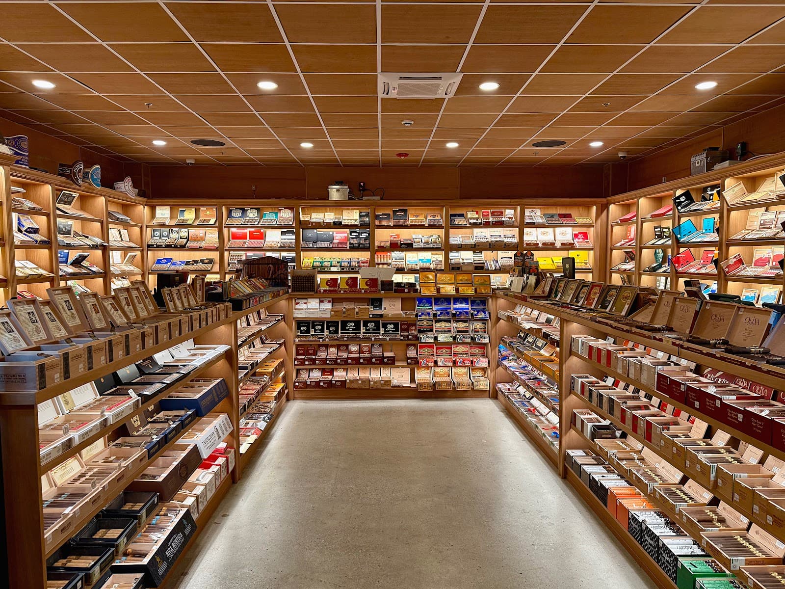Single Malt Cigar Bar