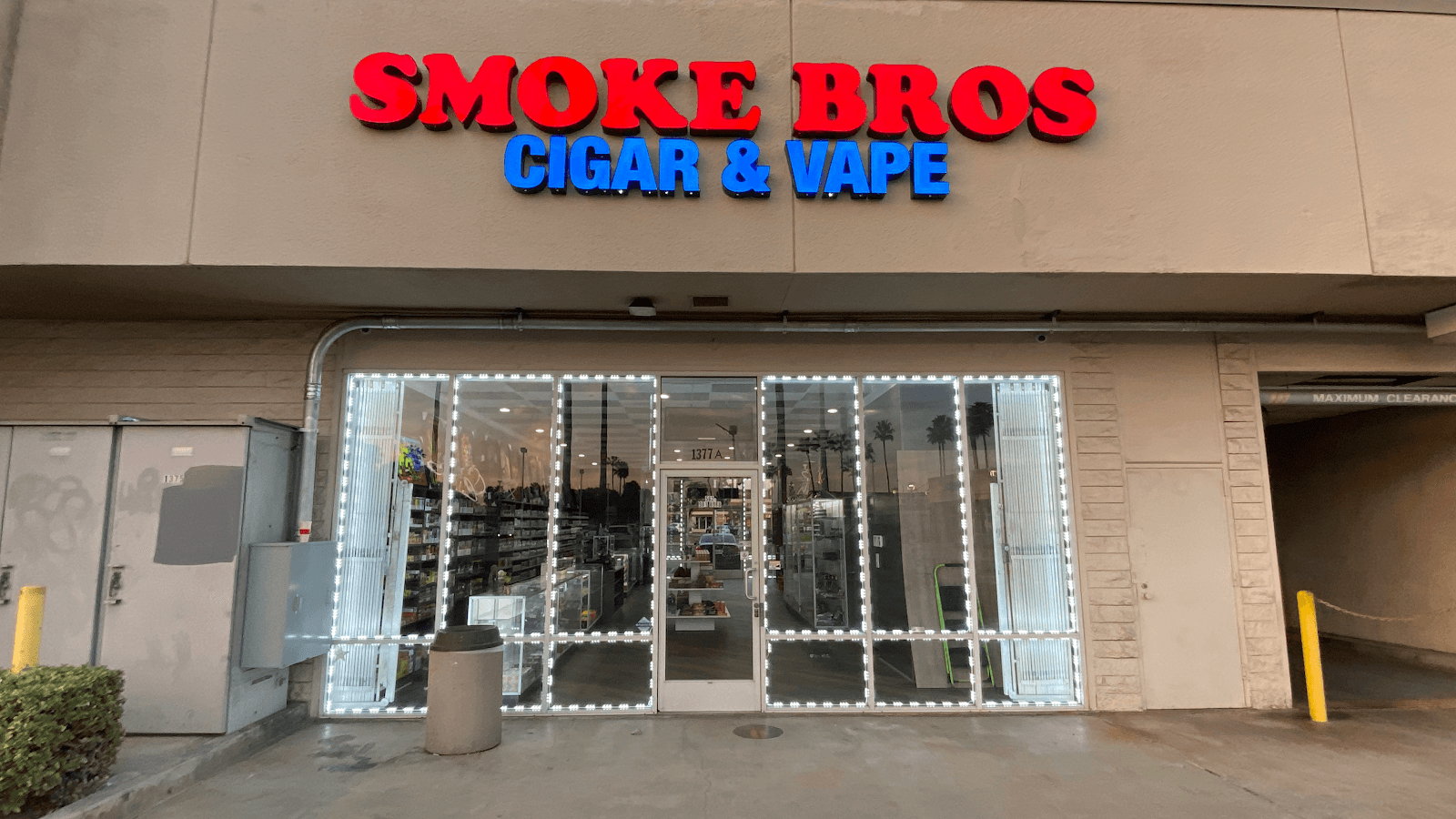 Smoke Bros Cigar and Vape