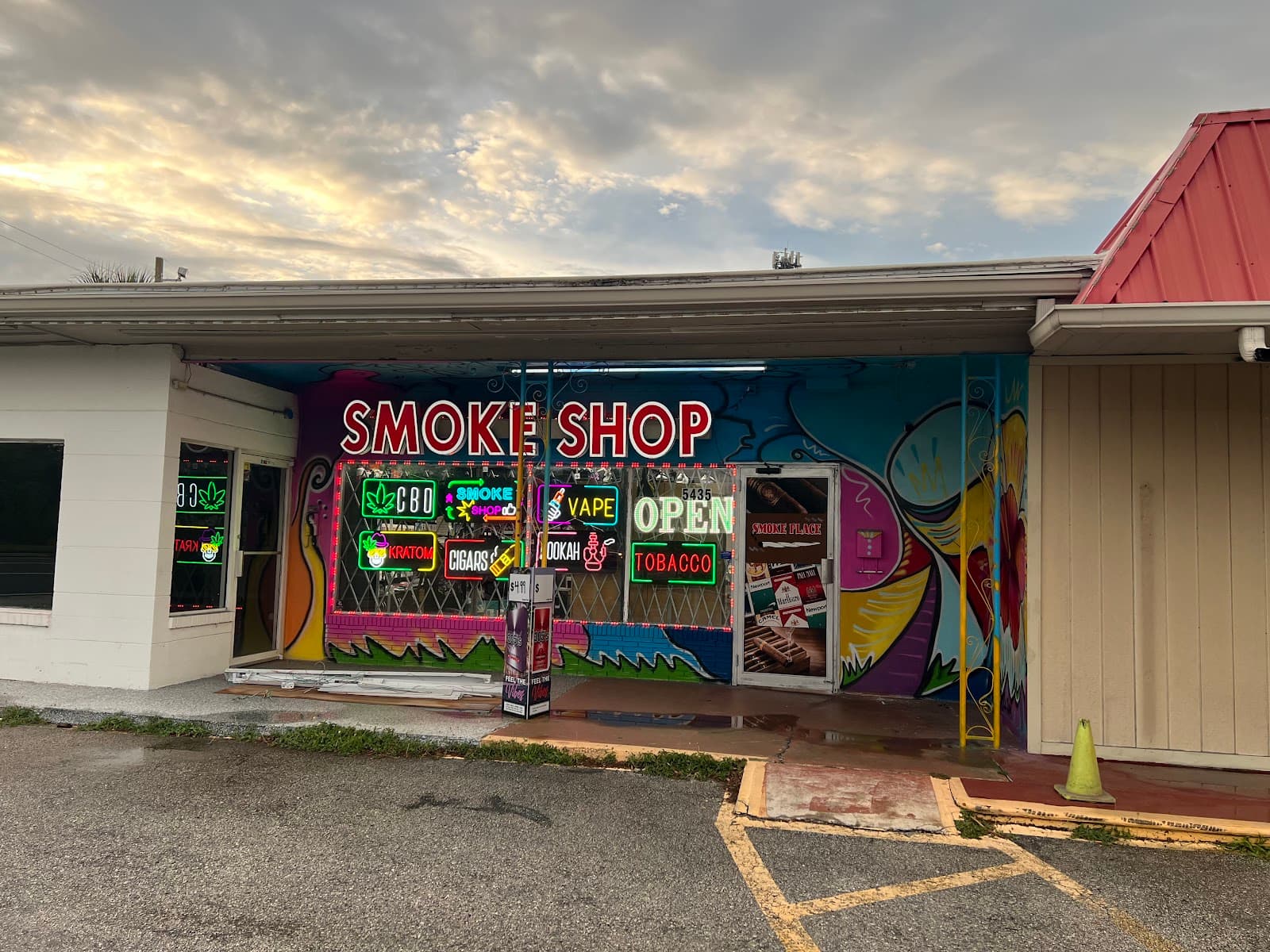 Smoke Place Cigars & Smoke Shop