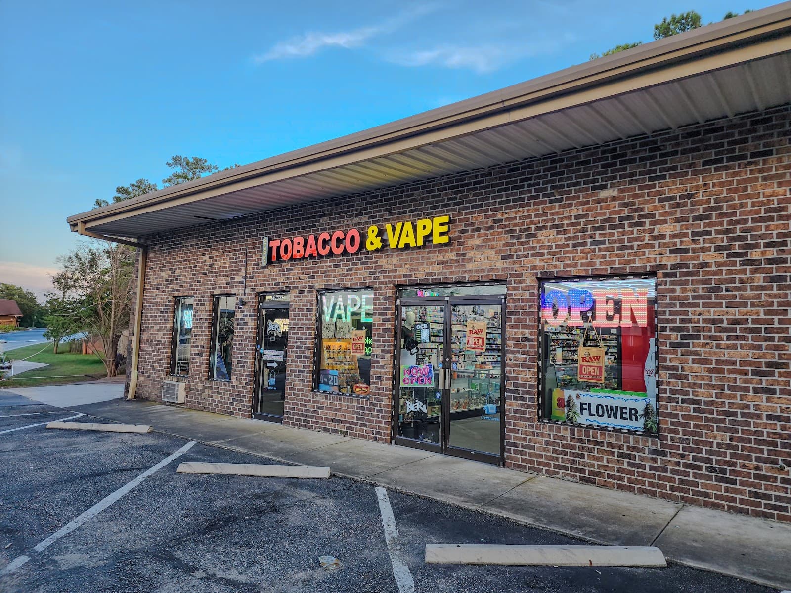 Spark Tobacco & Vape (HQ)