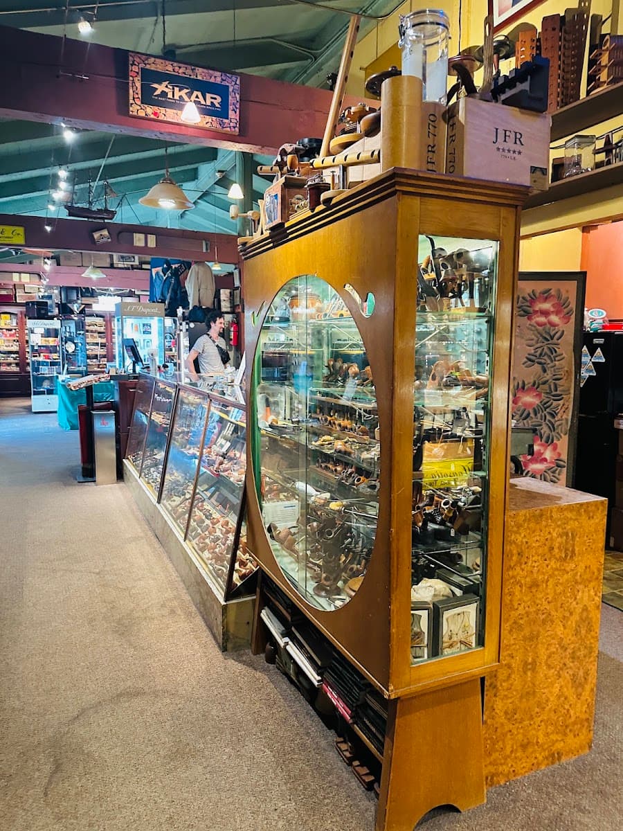 Telford's Pipe & Cigar