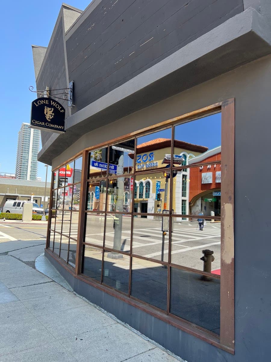 The Lone Wolf Cigar Company & Lounge
