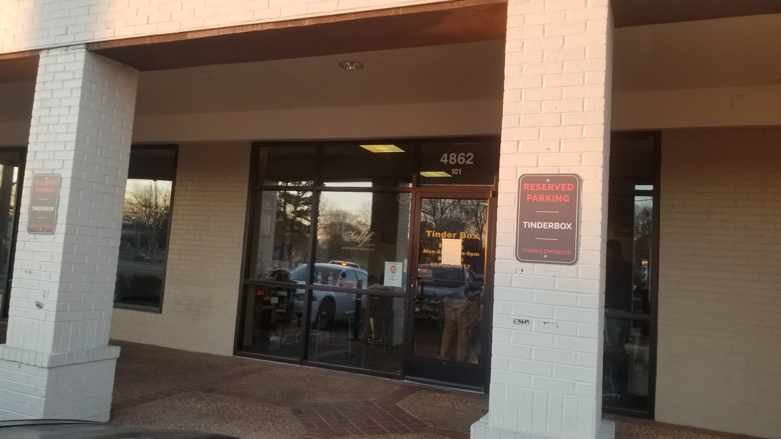 Tinder Box of Tennessee - Memphis, TN (Poplar)