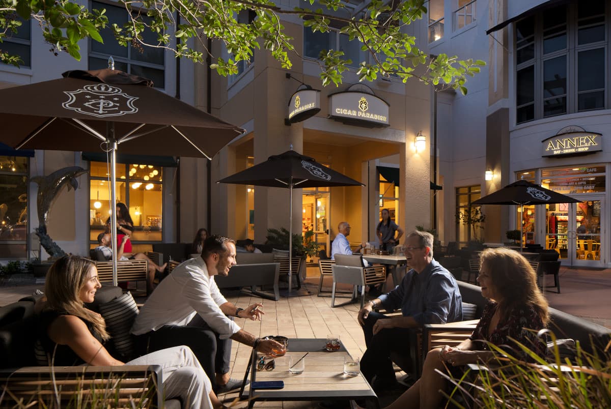 The patio at Cigar Paradise in St. Petersburg, Florida