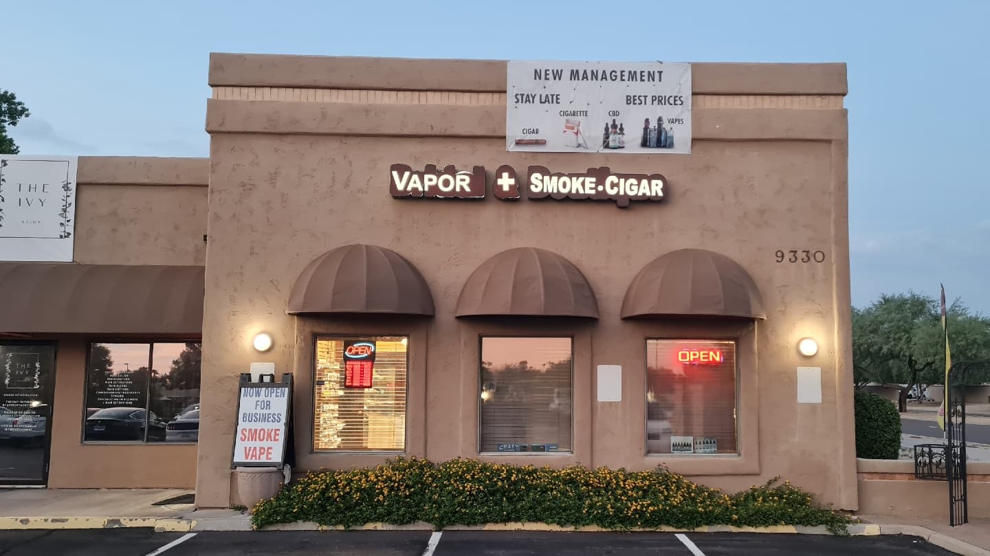 Vapor Smoke and Cigar