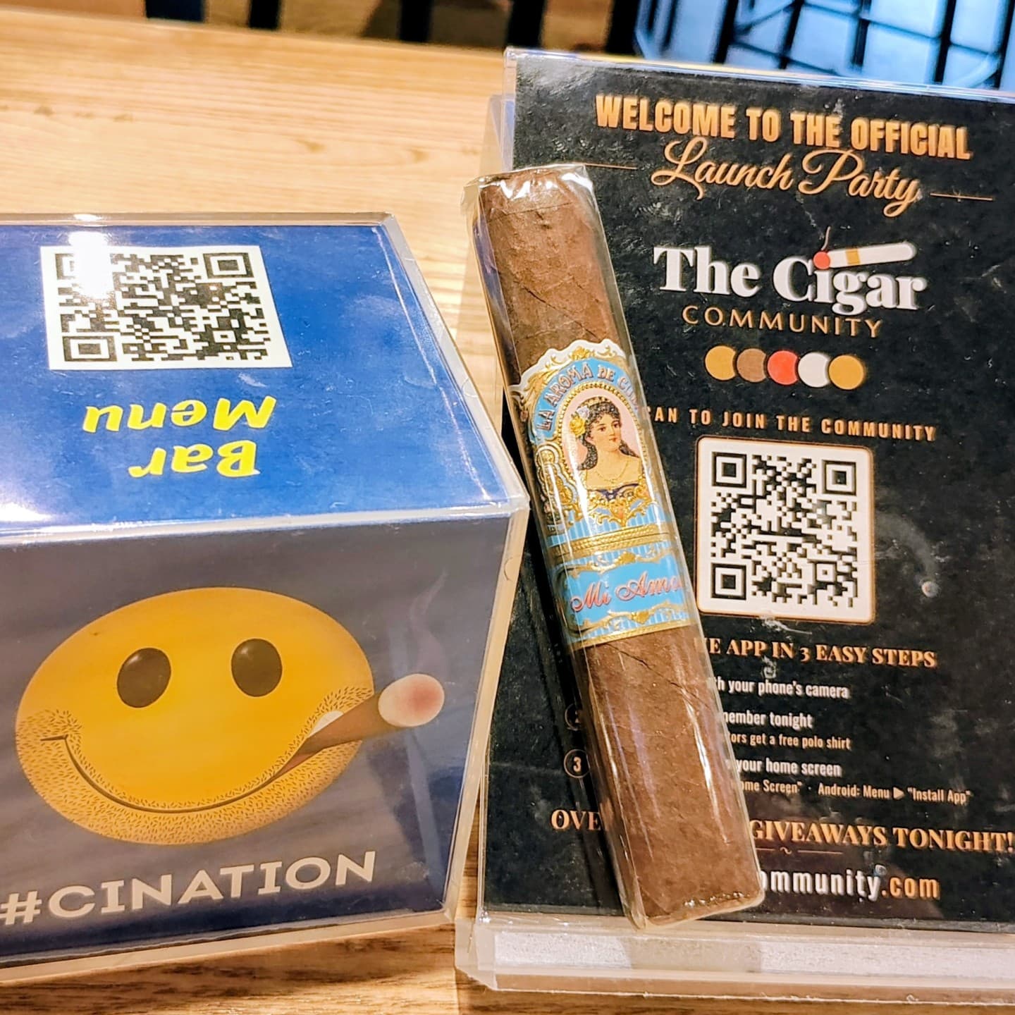 This is a La Aroma de Cuba Mi Amor. Blended by Don Pepin Garcia in Nicaragua using a dark Mexican San Andrés wrapper, it’s a widely acclaimed, medium-to-full-bodied smoke.
Flavor Profile Breakdown
Initial Third: It opens up rich and nutty, led by dark chocolate, roasted espresso, and raw almond. There is a classic Pepin Garcia black pepper spice on the retrohale, but it’s smooth rather than overwhelming.
Second Third: The pepper settles down into a creamy sweetness. You'll get notes of cedar, rich earth, and a subtle hint of coconut or subtle caramel layering over the cocoa base.
Final Third: The body builds toward full strength with a focus on deep espresso, charred wood, leather, and dark cocoa, leaving a clean, zesty spice on the finish.
Overall, it’s known for being exceptionally balanced—offering a lot of rich, dark sweetness to offset its spicy Nicaraguan core.