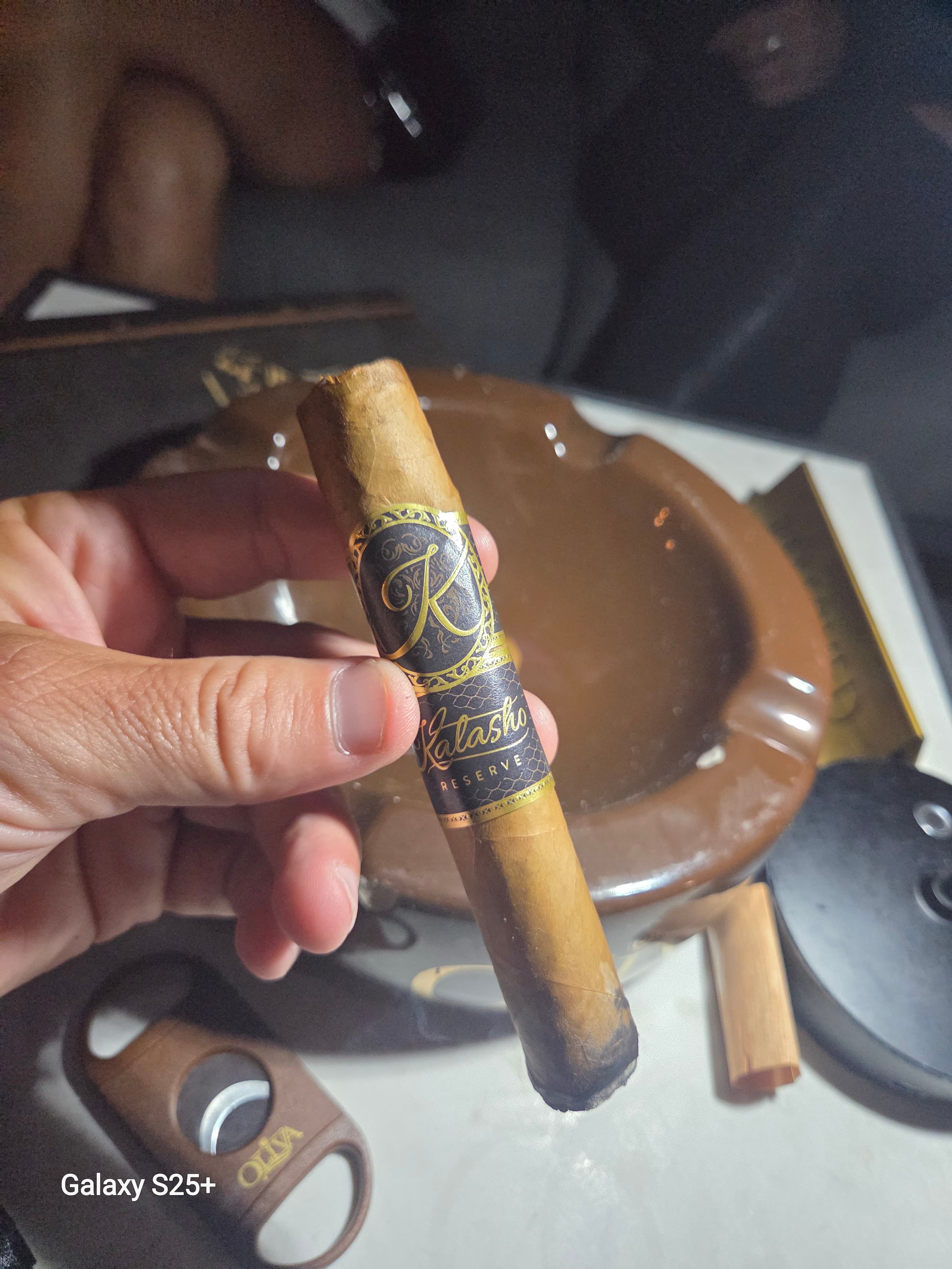 Cigar post