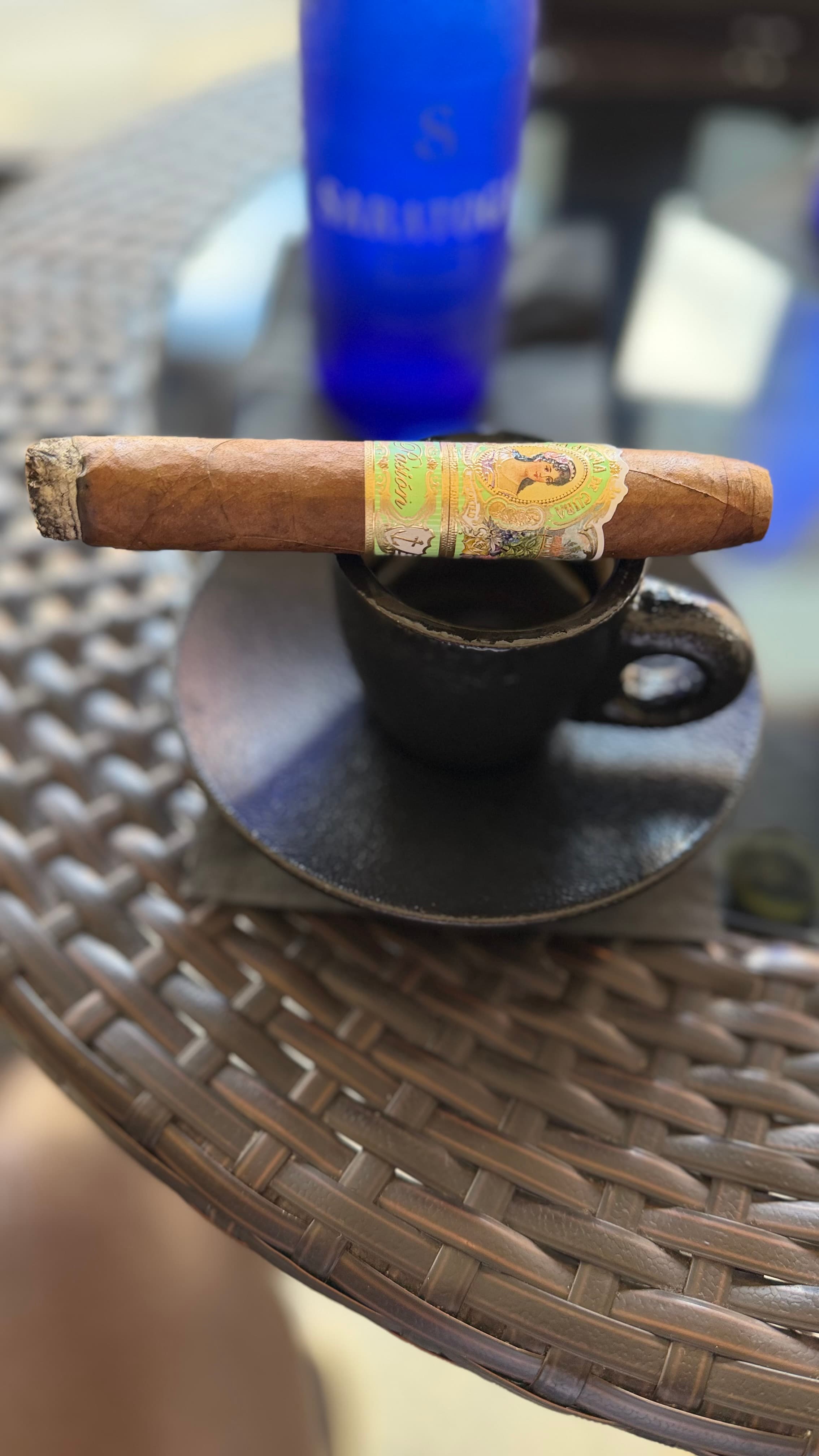 La Aroma De Cuba 🇨🇺
Pasión amazing cigar