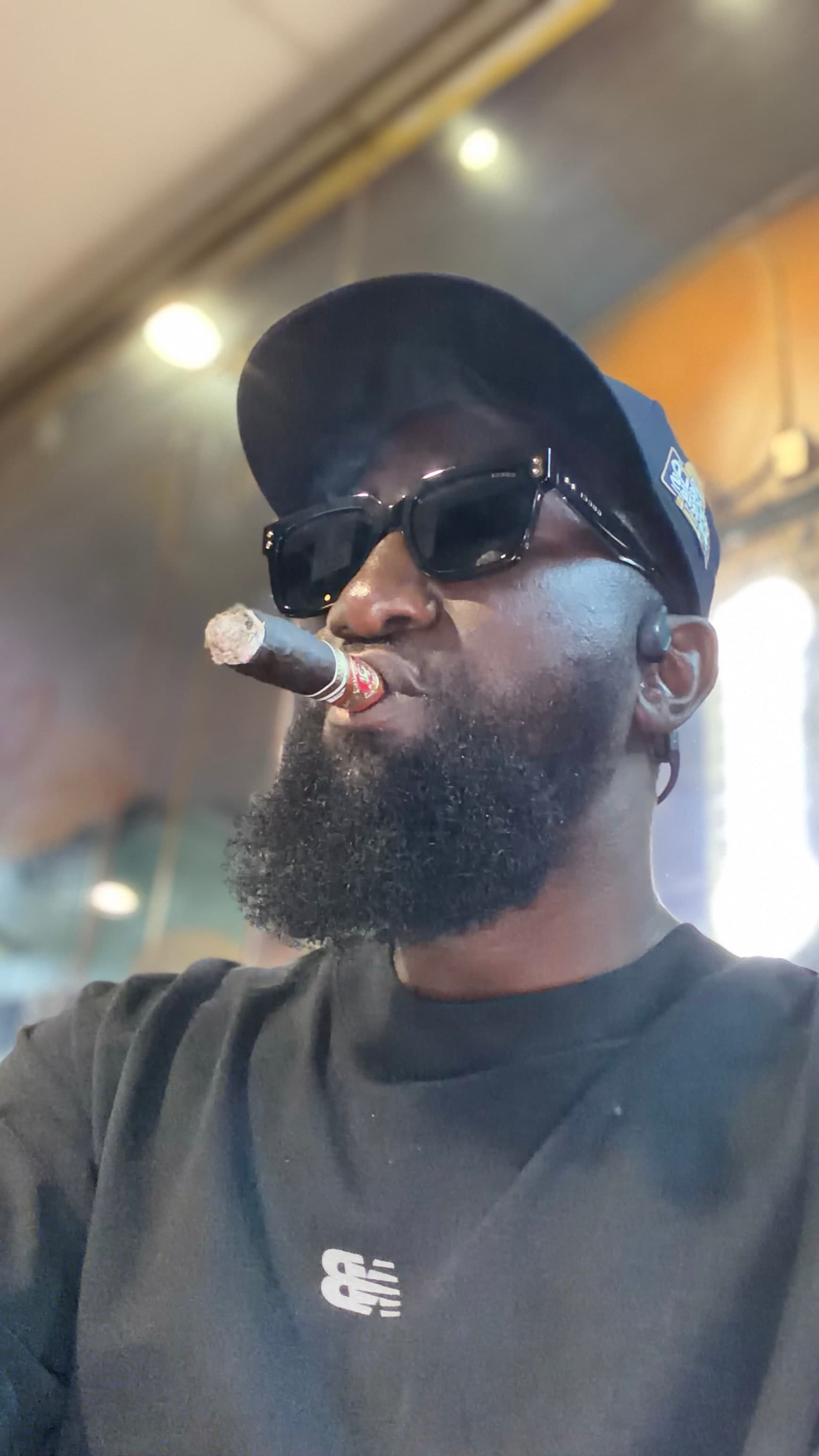 Cigar post