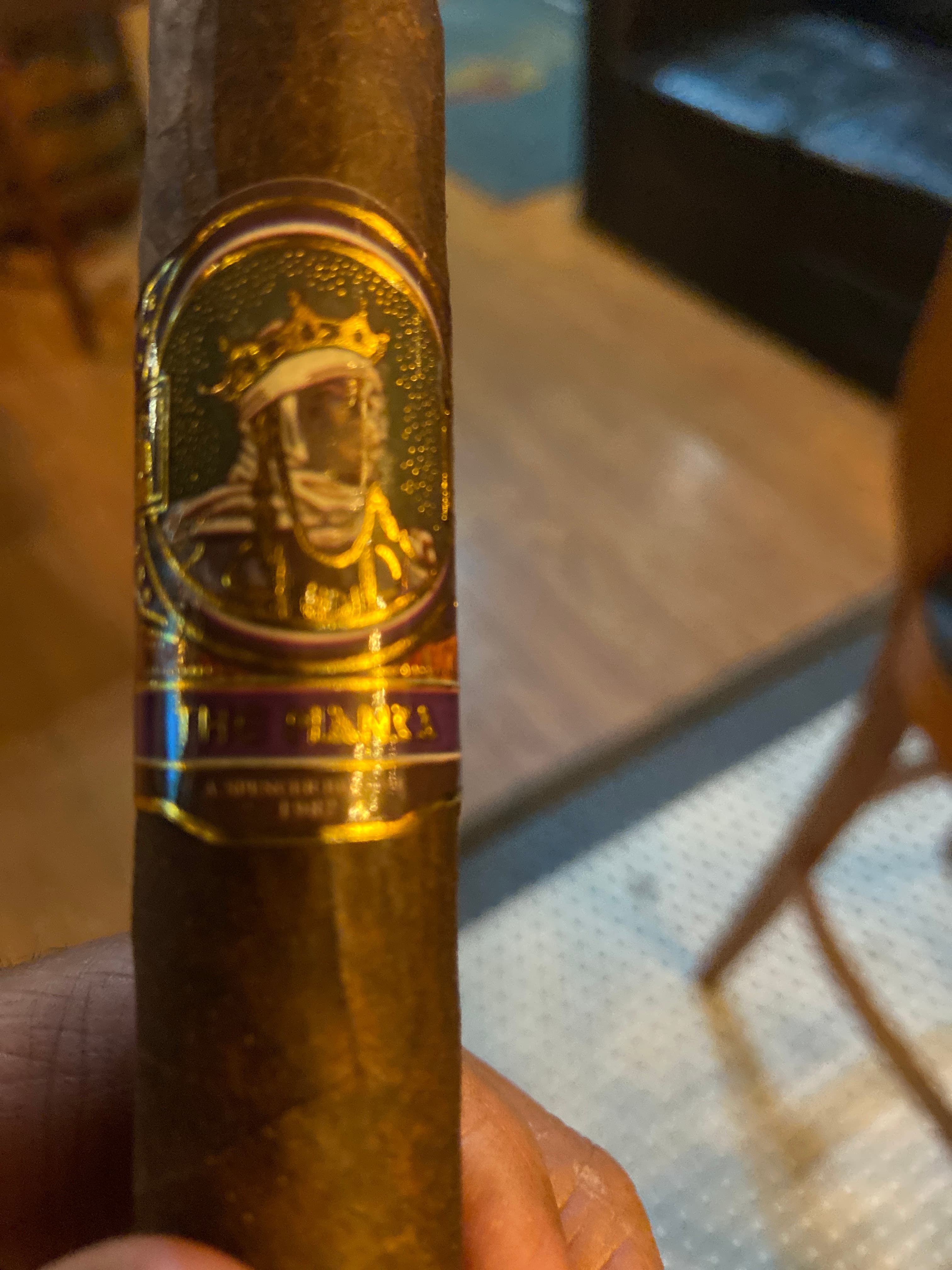 Cigar post
